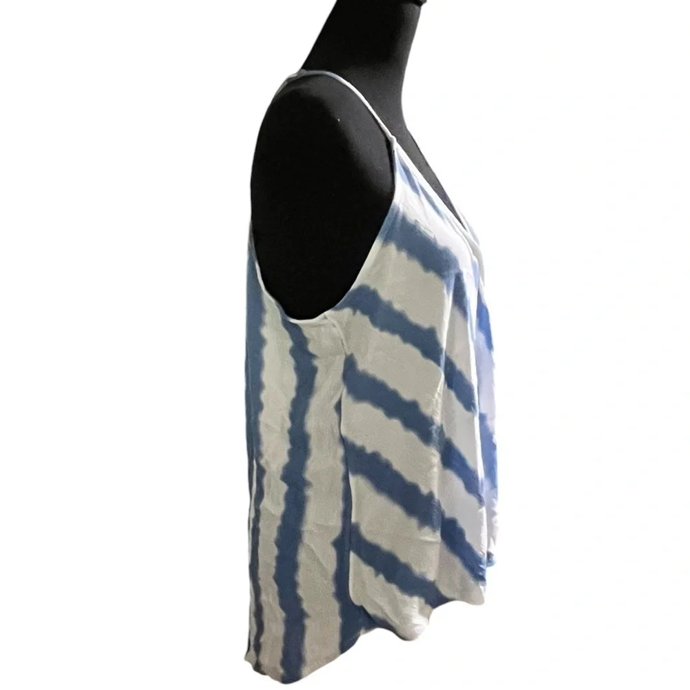 Market & Spruce Stitch Fix Mac Surplice Top, Size Large - Picture 2 of 9